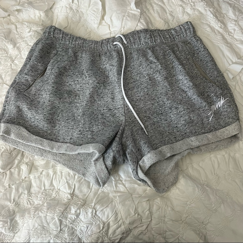Victoria secrets PINK sweatshorts NO PILLING